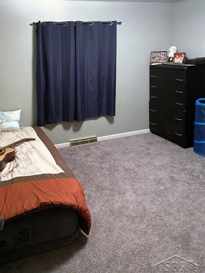 1600 South Huron Road Kawkawlin, MI 48631 - Photo 10 of 21 50076823-9.JPG