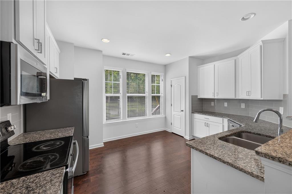 2620 Abbott Road Southwest Conyers, GA 30094 - Photo 10 of 30