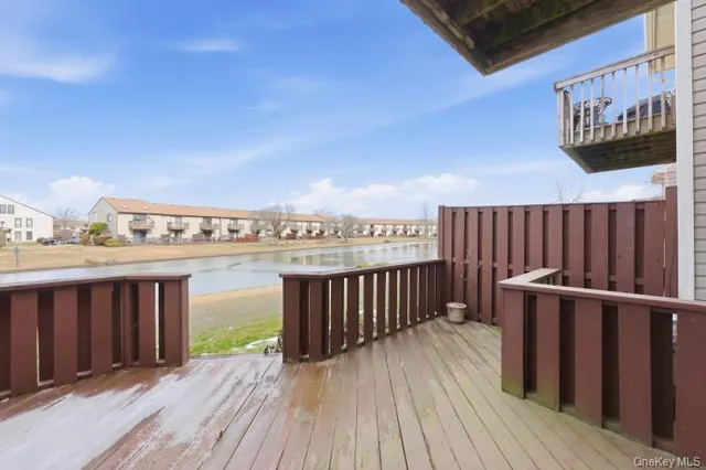 $3,000 | 100 Daly Boulevard, Unit 2803, Oceanside, NY 11572