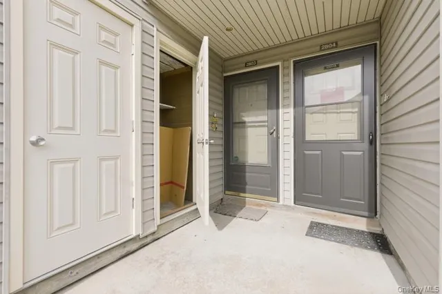 $3,000 | 100 Daly Boulevard, Unit 2803, Oceanside, NY 11572