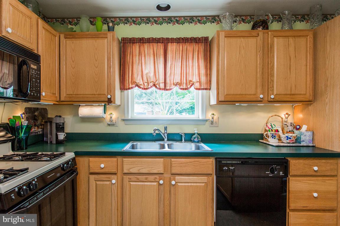 111 North New Street Lititz, PA 17543 - Photo 12 of 45