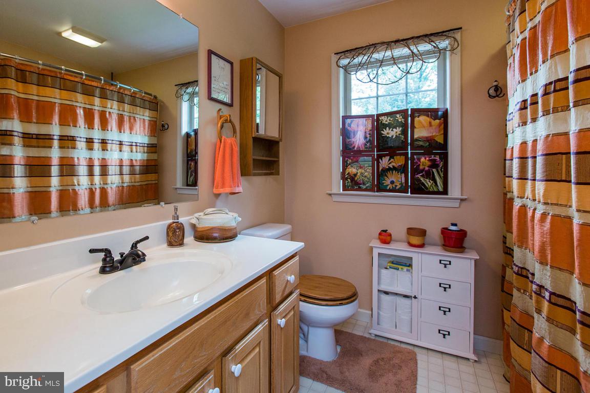 111 North New Street Lititz, PA 17543 - Photo 25 of 45