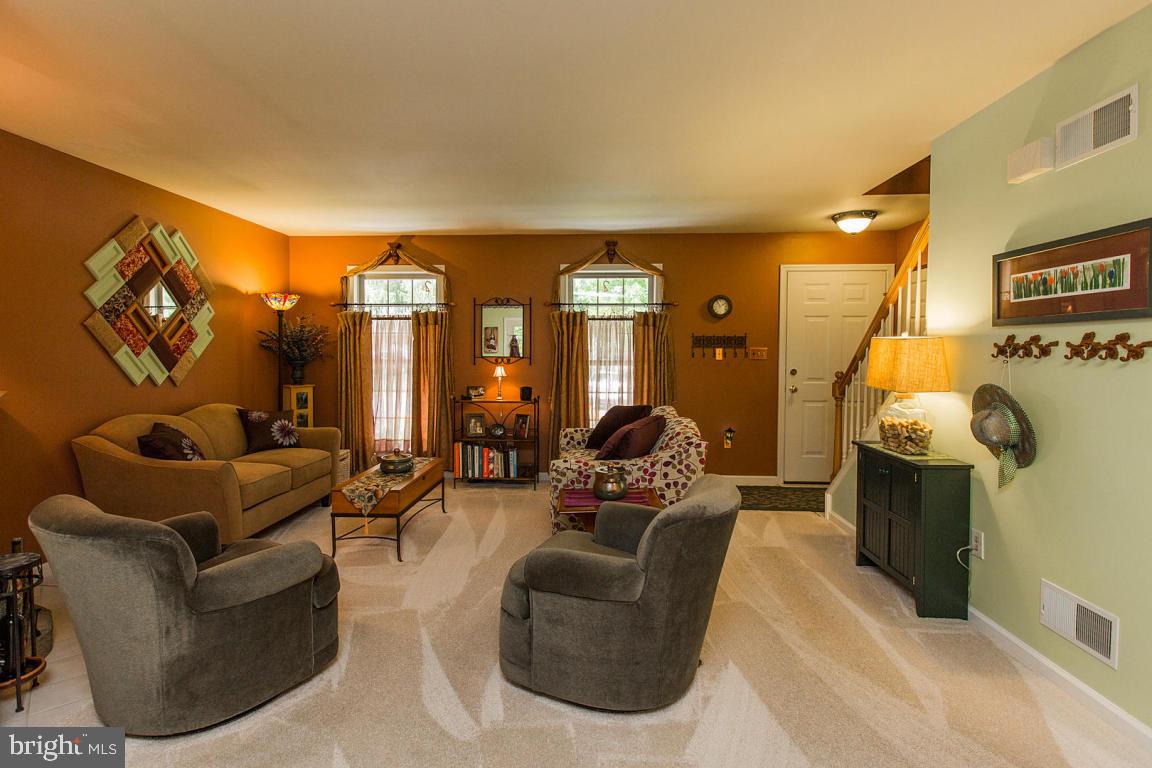 111 North New Street Lititz, PA 17543 - Photo 7 of 45