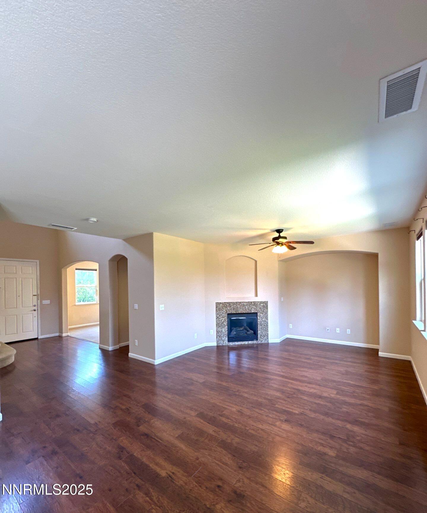 545 Terracina Way Reno, NV 89521 - Photo 7 of 26 down-net_http20250905-90-y7da80