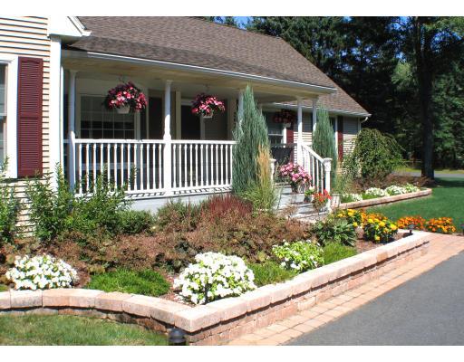 243 Soule Road Wilbraham, MA 01095 - Photo 3 of 30 Gallery Image 3