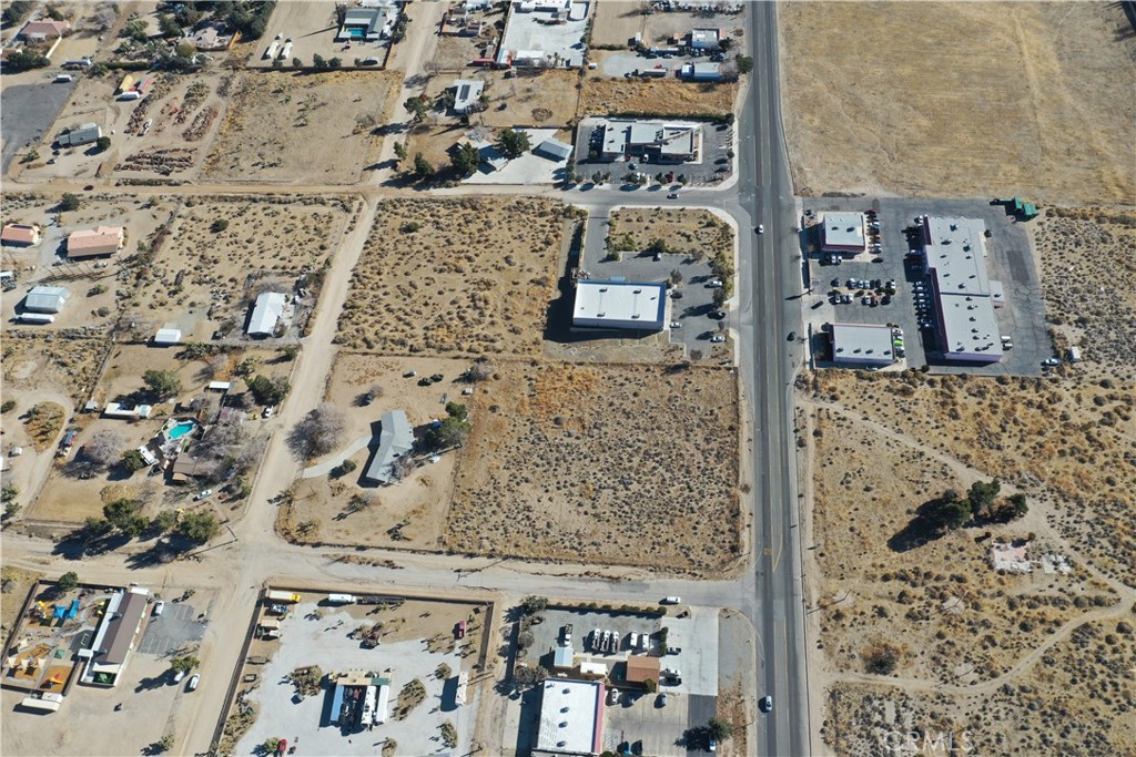 4340 Phelan Road, Unit AD Phelan, CA 92371 - Photo 4 of 14