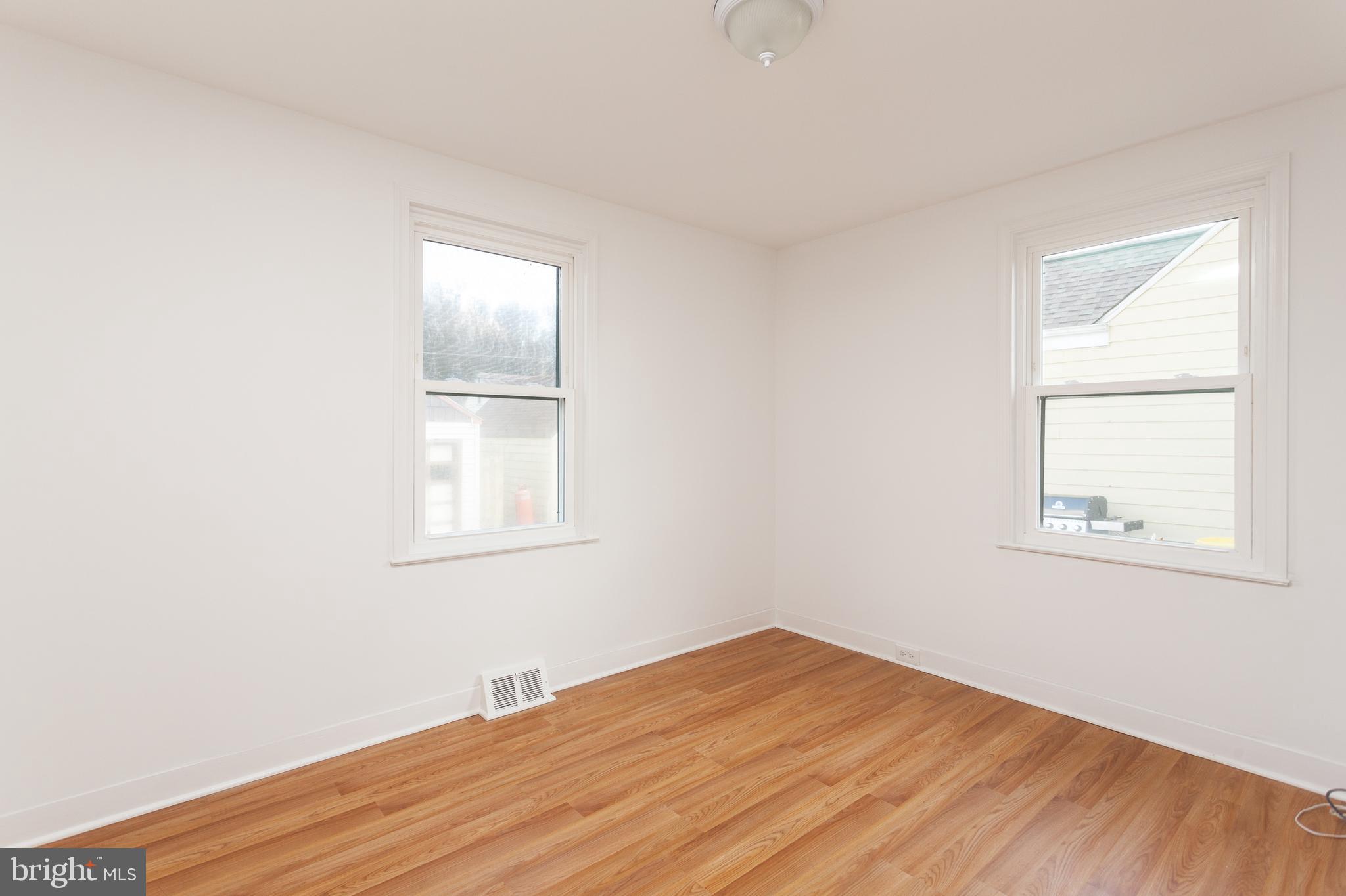 3 Branch Street Baltimore, MD 21221 - Photo 11 of 28 Main Level bedroom 1
