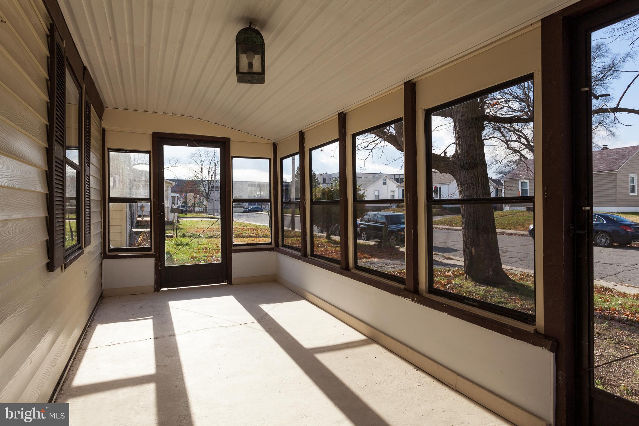 3 Branch Street Baltimore, MD 21221 - Photo 20 of 28 Front Porch