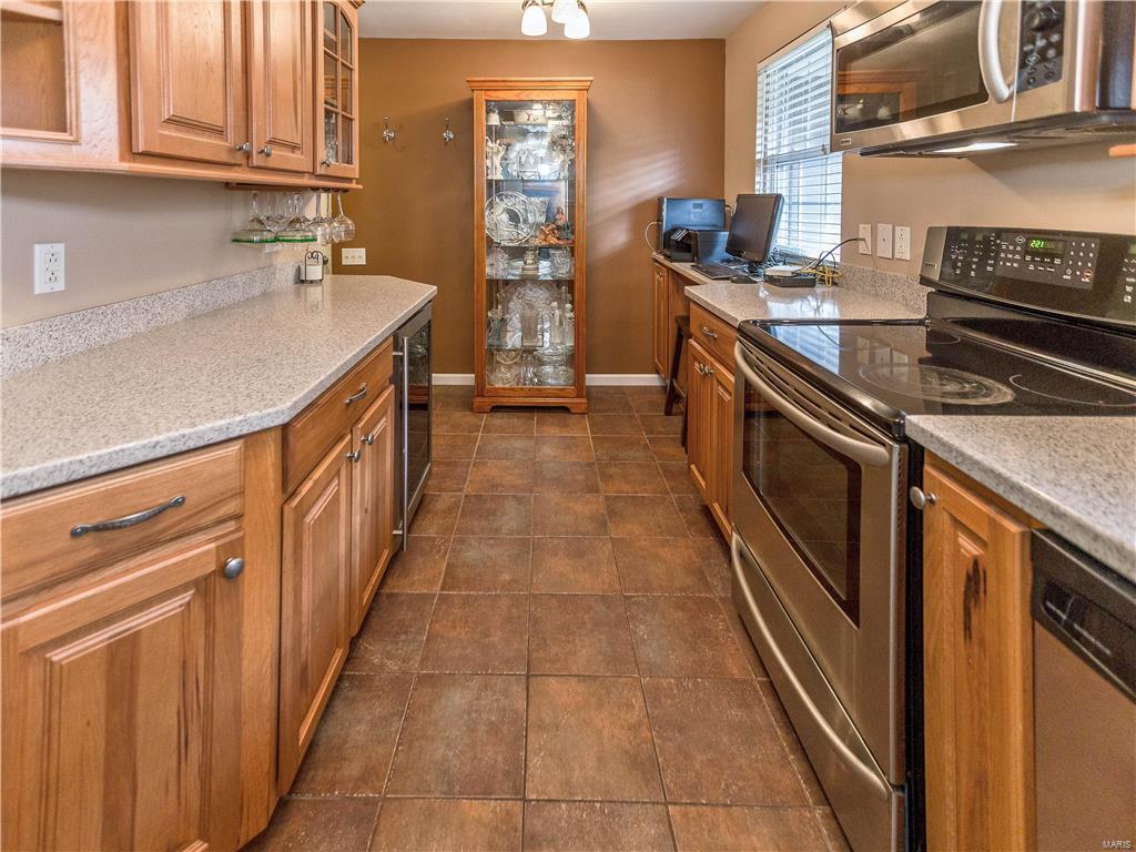118 Ruth Drive O'Fallon, IL 62269 - Photo 4 of 37 Gallery Image 4