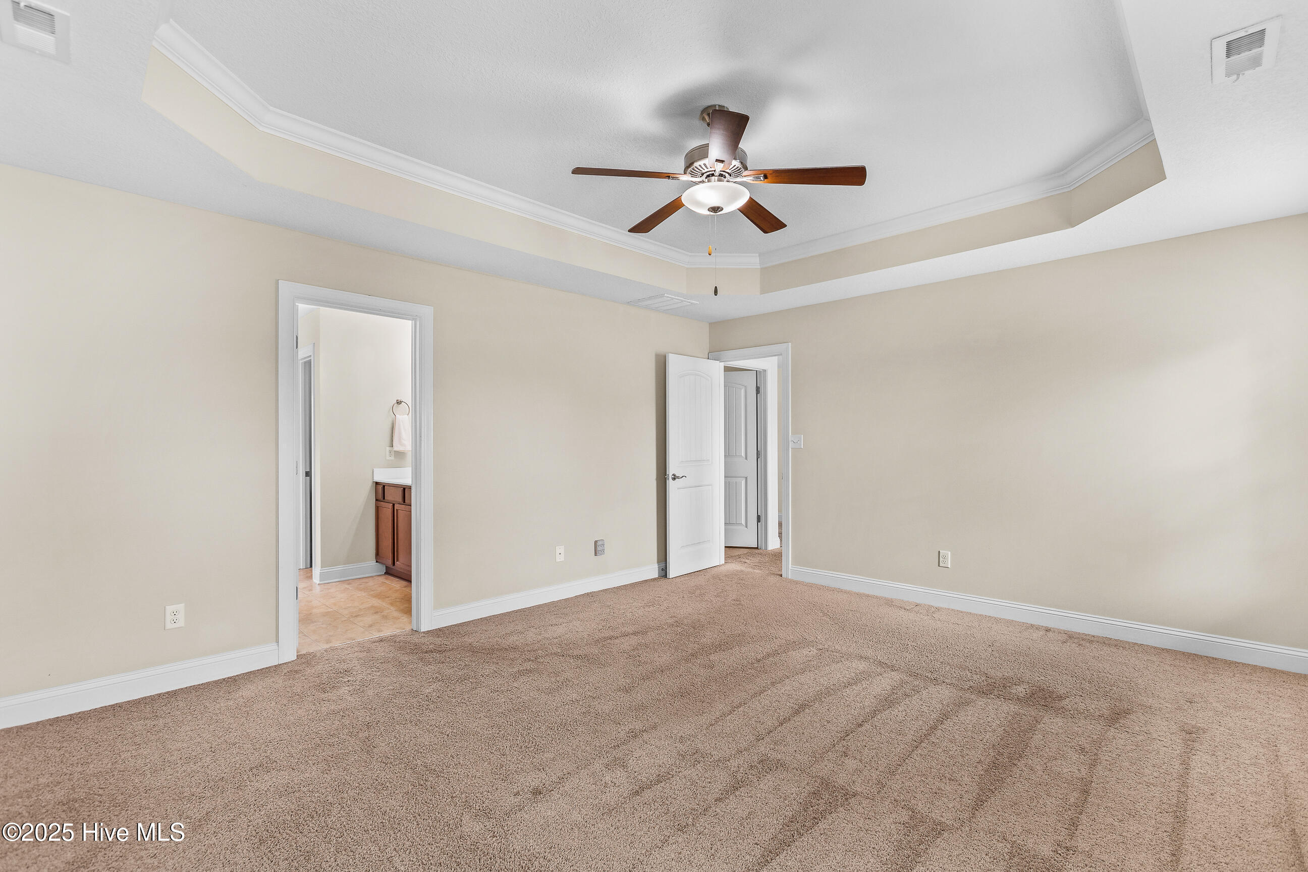 324 Catamaran Road Swansboro, NC 28584 - Photo 20 of 36 Owners Suite