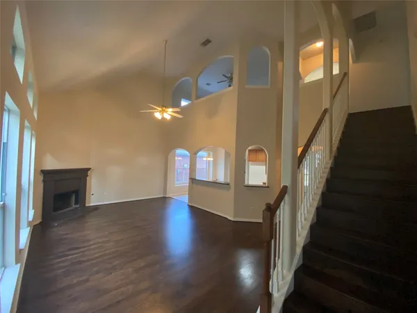 $2,300 | 9210 Hidden Lake E Drive, Magnolia, TX 77354
