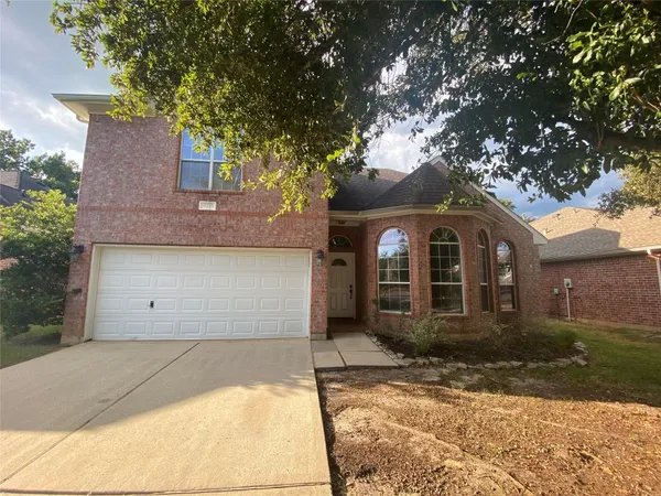 $2,300 | 9210 Hidden Lake E Drive, Magnolia, TX 77354