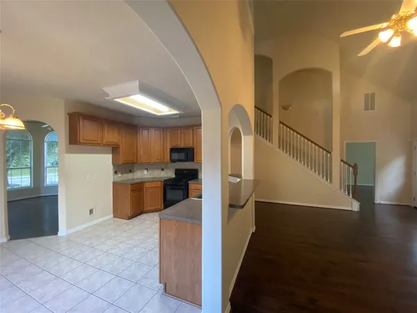 $2,300 | 9210 Hidden Lake E Drive, Magnolia, TX 77354