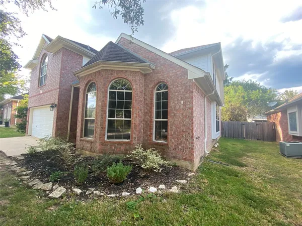 $2,300 | 9210 Hidden Lake E Drive, Magnolia, TX 77354