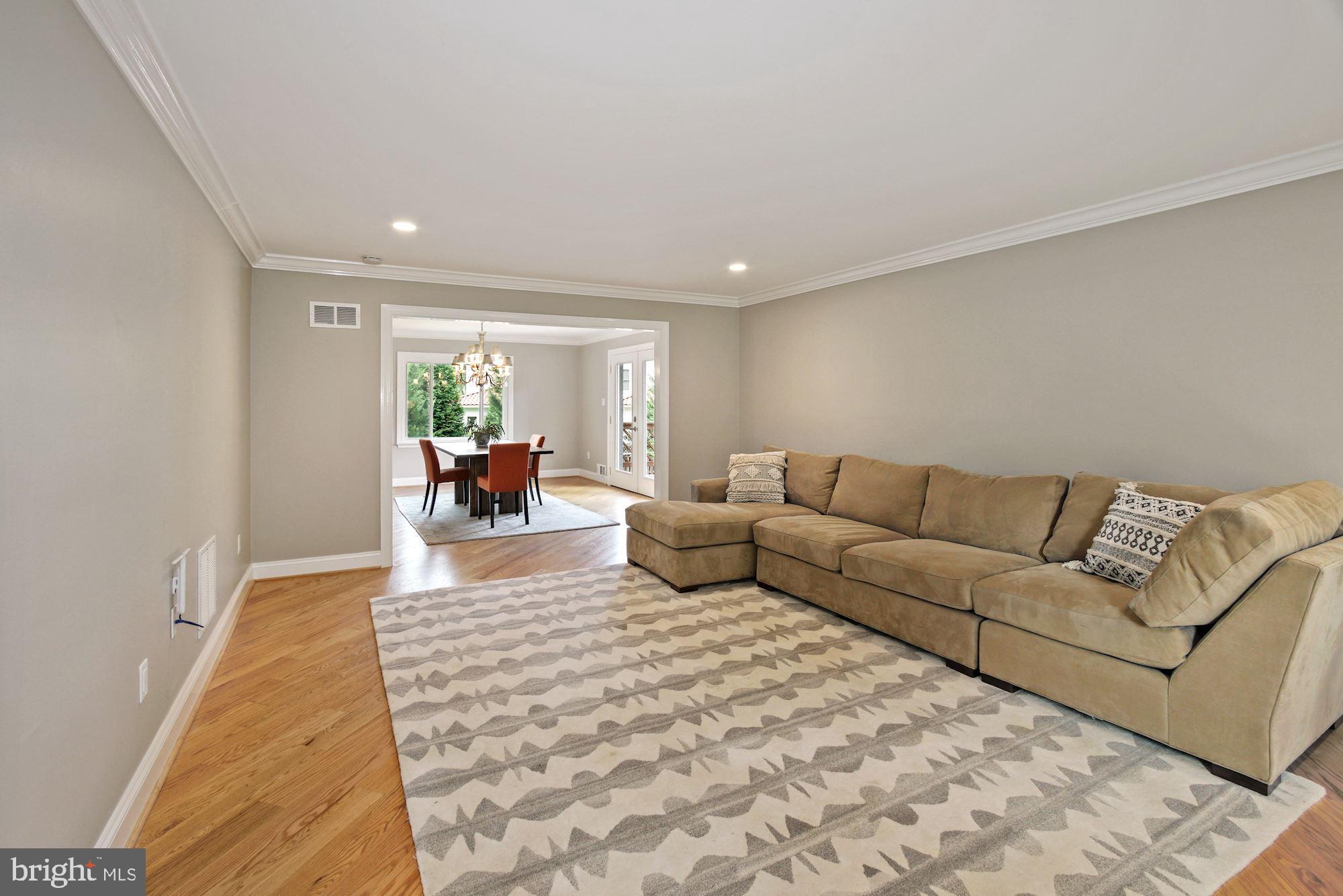 8574 Brickyard Road Potomac, MD 20854 - Photo 18 of 37