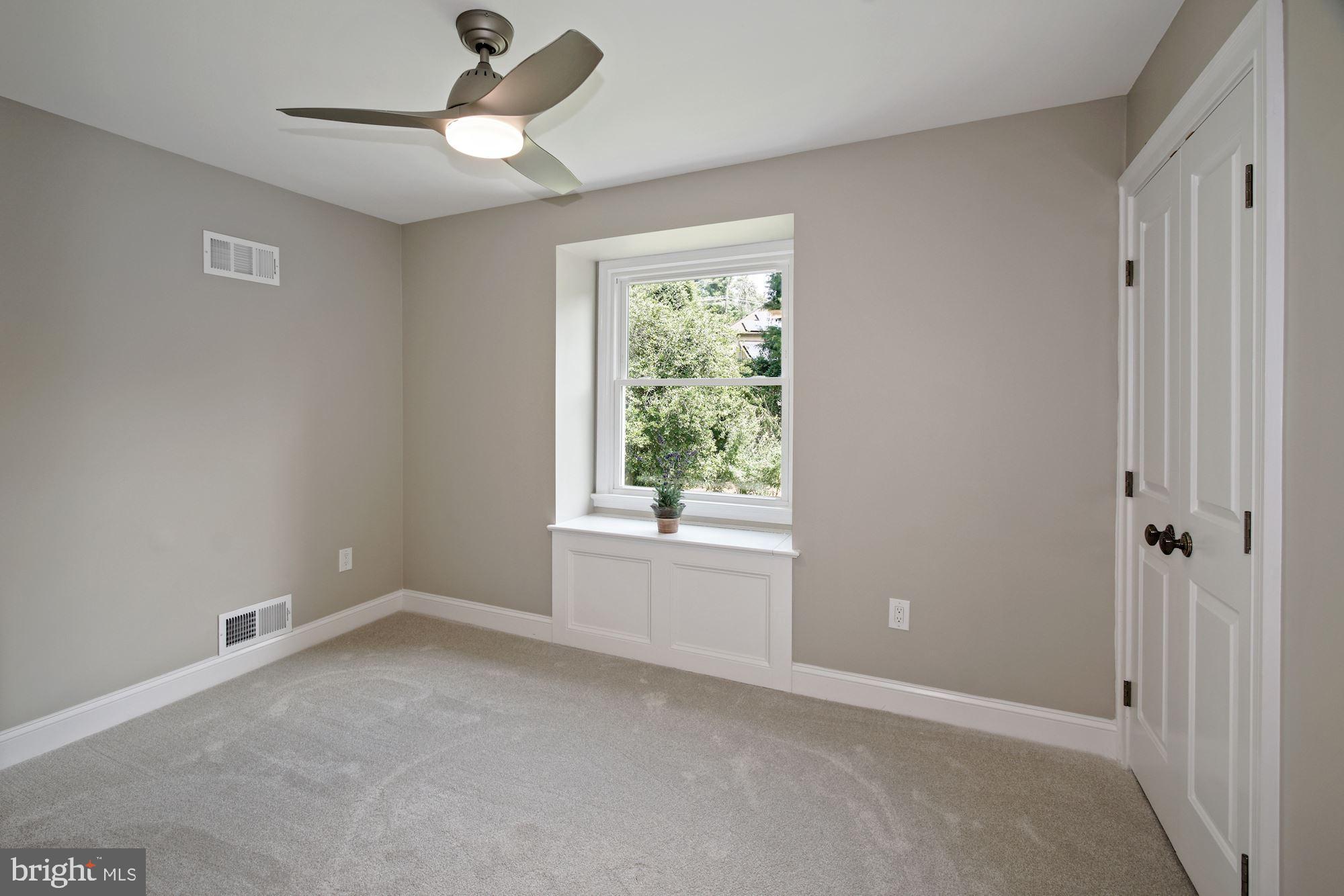 8574 Brickyard Road Potomac, MD 20854 - Photo 20 of 37