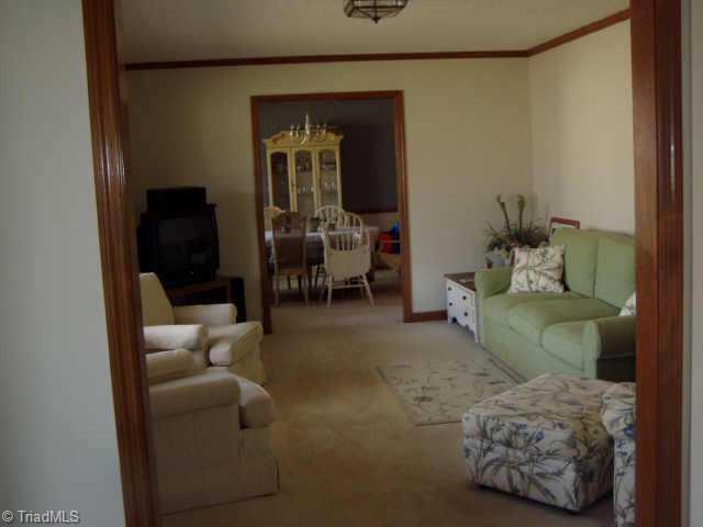 5549 Folkstone Road Pfafftown, NC 27040 - Photo 3 of 9 Other.