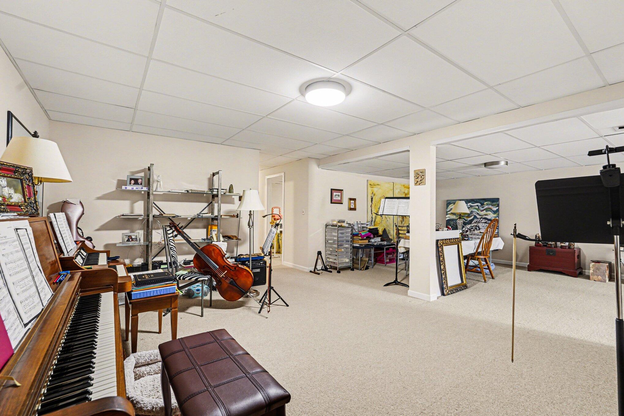 8392 Huff Road Battle Creek, MI 49017 - Photo 15 of 23 downstairs 1
