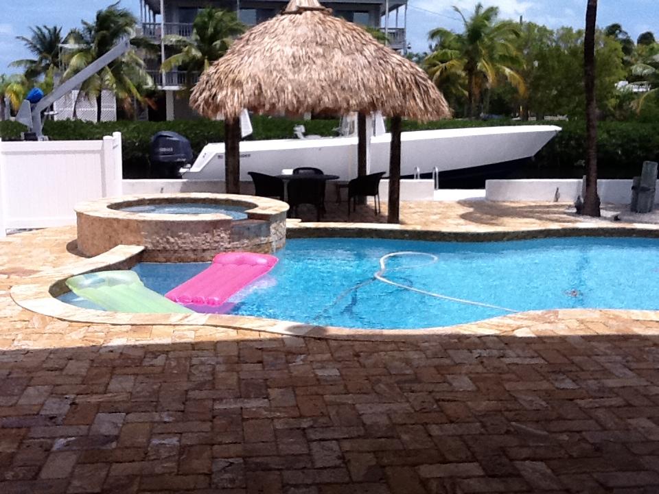 604 La Paloma Road Key Largo, FL 33037 - Photo 21 of 27 Pool