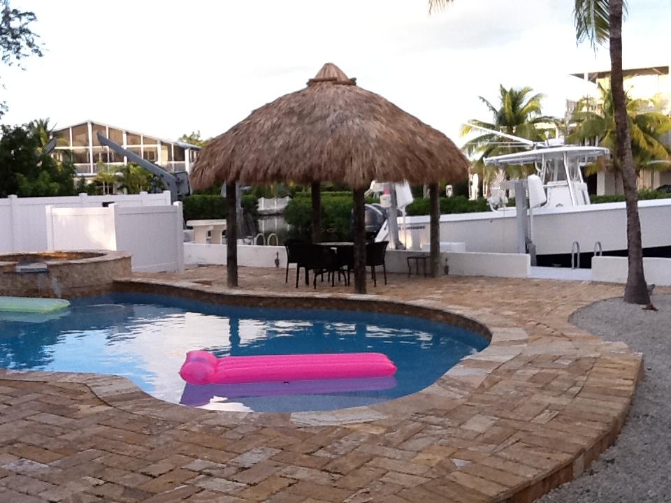 604 La Paloma Road Key Largo, FL 33037 - Photo 23 of 27 Tiki