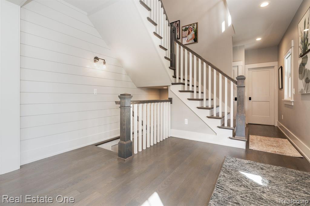 402 West 2nd Street Rochester, MI 48307 - Photo 8 of 70