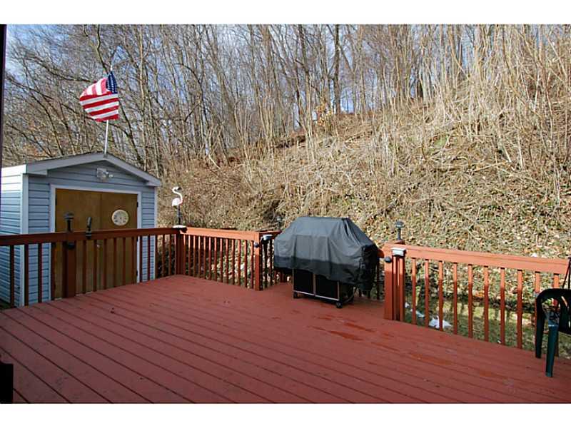 217 Hillendale Road Pittsburgh, PA 15237 - Photo 23 of 24 Exterior Front.