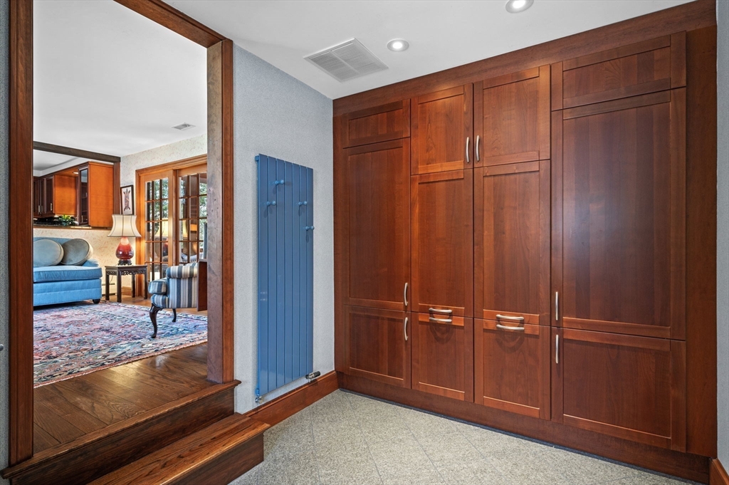 15 Woodland Road Boxford, MA 01921 - Photo 18 of 38 a view of closet area