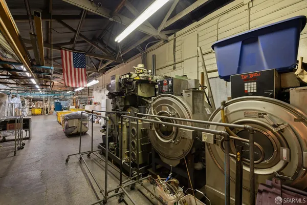 $795,000 | 705 37th Street, Oakland, CA 94609