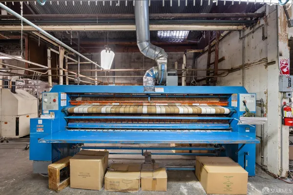 $795,000 | 705 37th Street, Oakland, CA 94609