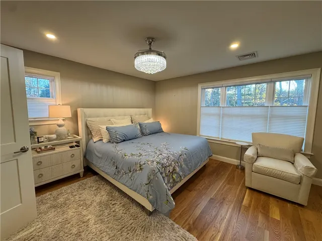 $3,750 | 25 Franklin Road, Unit 1, East Greenwich, RI 02818