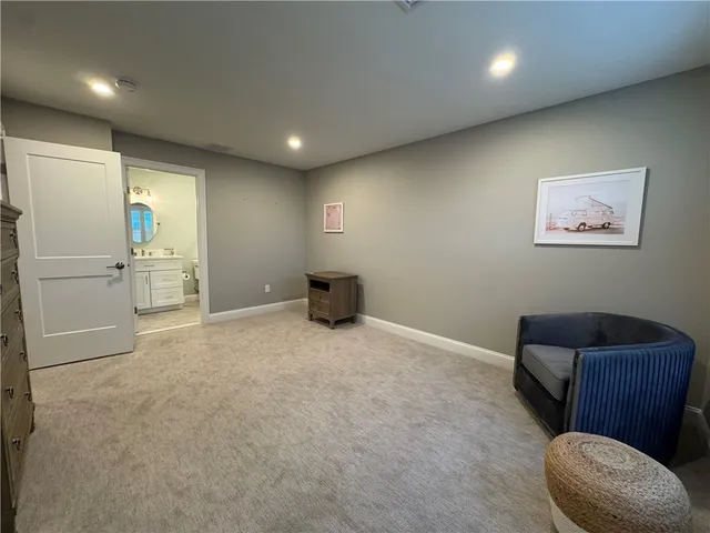 $3,750 | 25 Franklin Road, Unit 1, East Greenwich, RI 02818