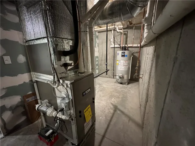 $3,750 | 25 Franklin Road, Unit 1, East Greenwich, RI 02818