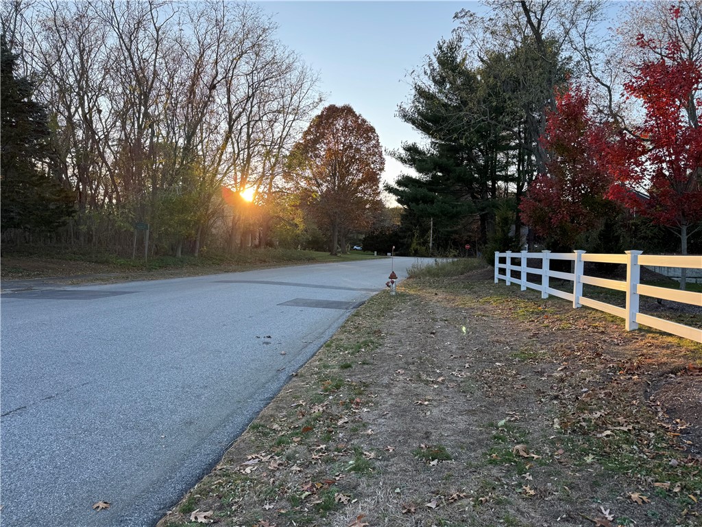 25 Franklin Road, Unit 1 East Greenwich, RI 02818 - Photo 37 of 38 River Farm is located at the entrance to a beautiful neighborhood - great for strolling! On the NK border, minutes to Rt 4, downtown East Greenwich, beaches and lots of restaurants and shopping nearby. Frybrook Rec Park close by. River Farm Fitness Park is across the street.