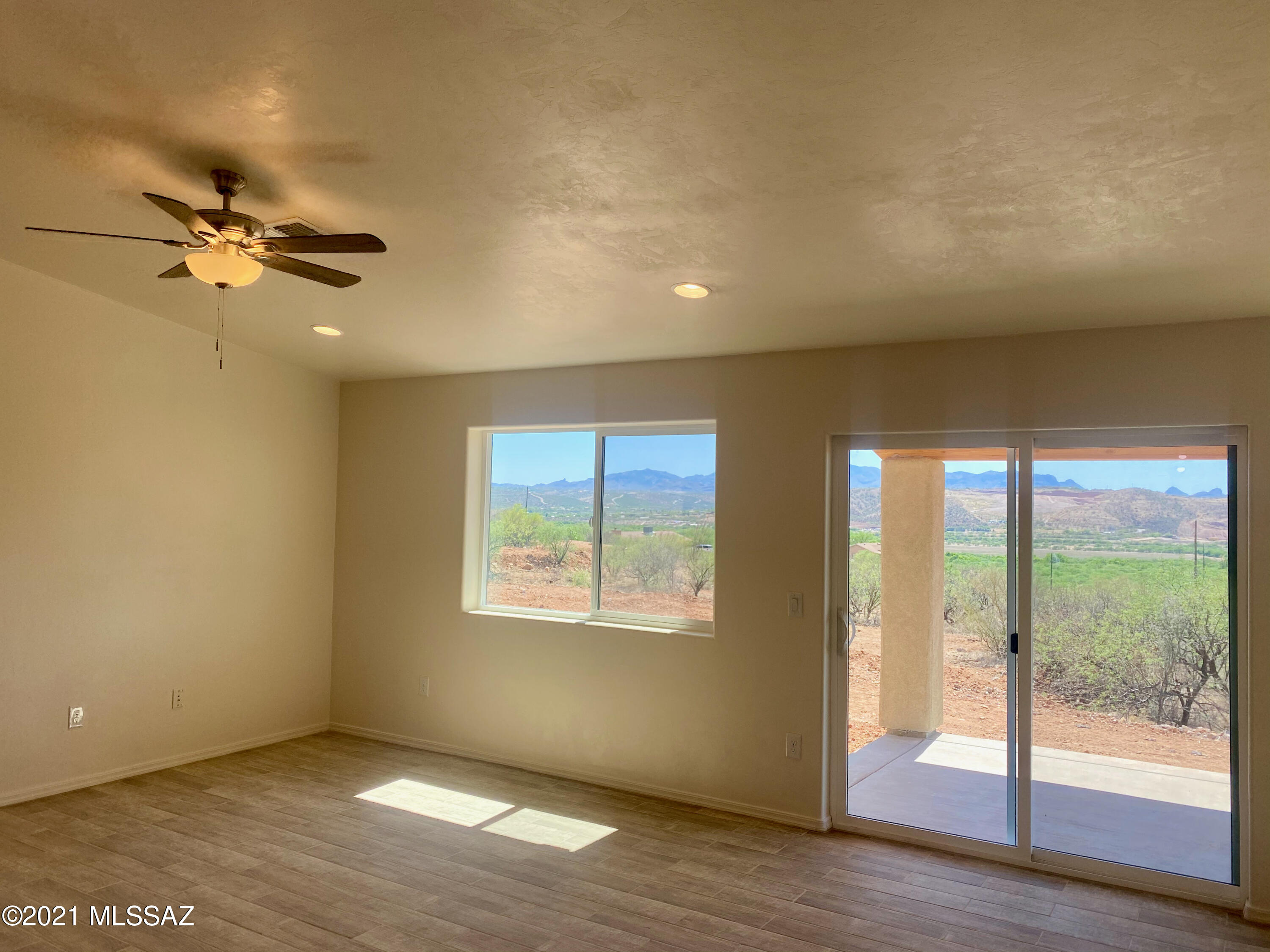 1550 Pinguinos Court Rio Rico, AZ 85648 - Photo 8 of 39