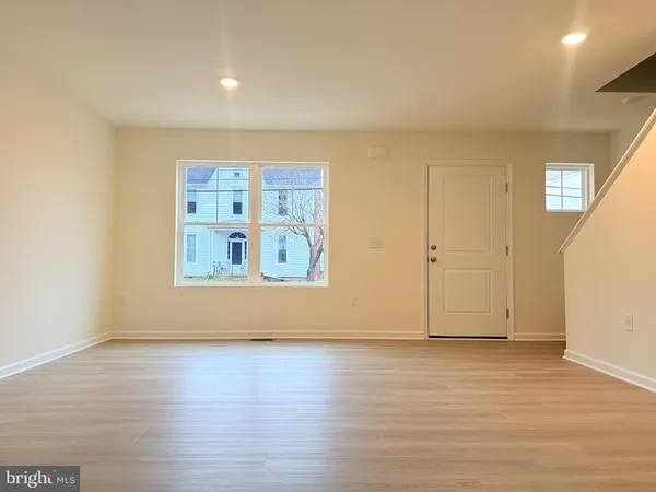 $2,100 | 400 North Walnut Street, Milford, DE 19963
