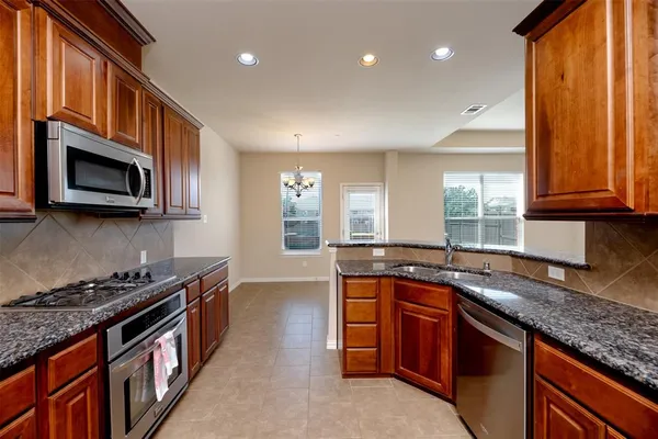 $2,195 | 4602 Ladyfern Way, Plano, TX 75024