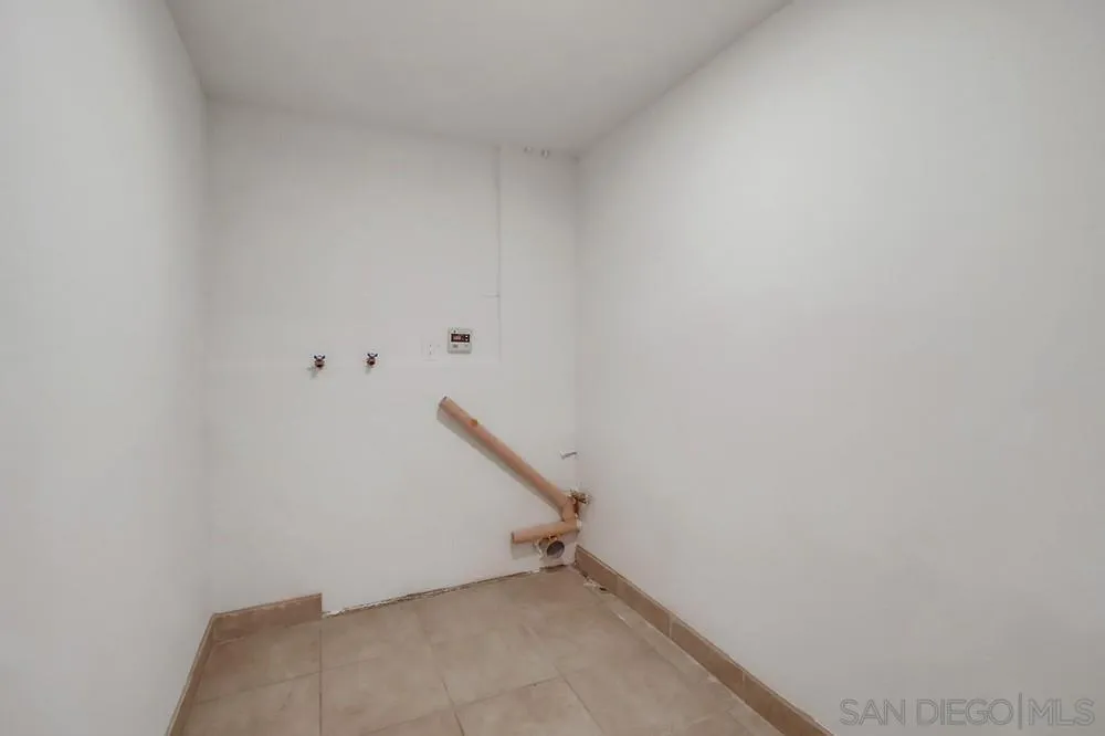 2051 Ridge View Drive San Diego, CA 92105 - Photo 42 of 51 a view of room