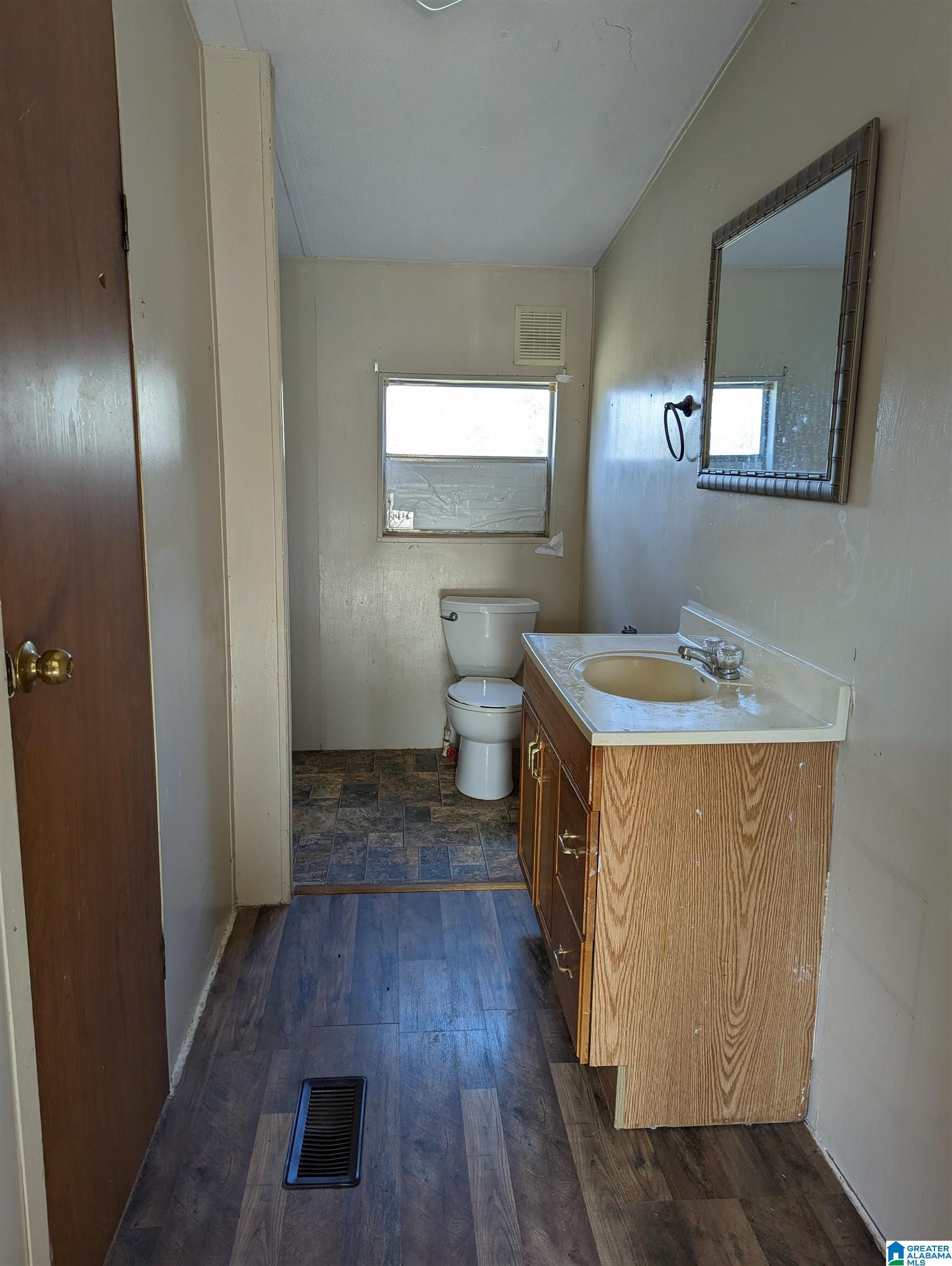 919 Buddy Vines Camp Road Bessemer, AL 35023 - Photo 8 of 17