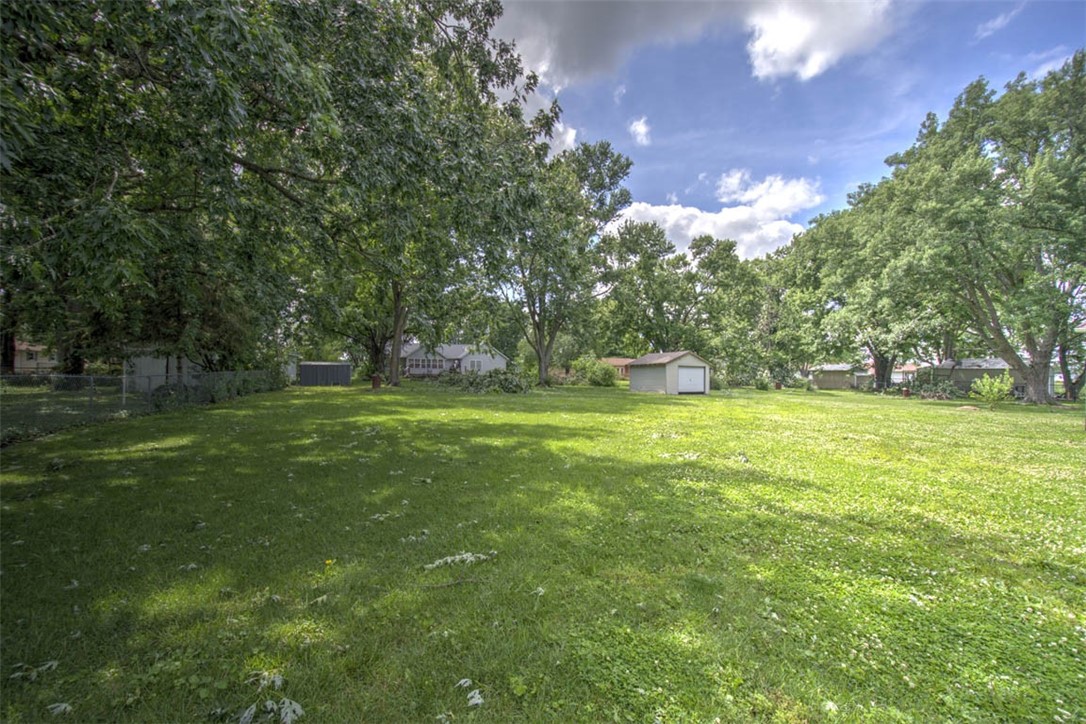 2609 French Drive Decatur, IL 62521 - Photo 31 of 33