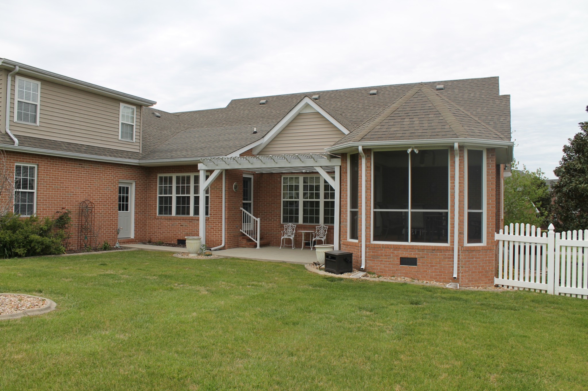 203 Hunters Ridge Drive Tullahoma, TN 37388 - Photo 2 of 45 Gallery Image 2