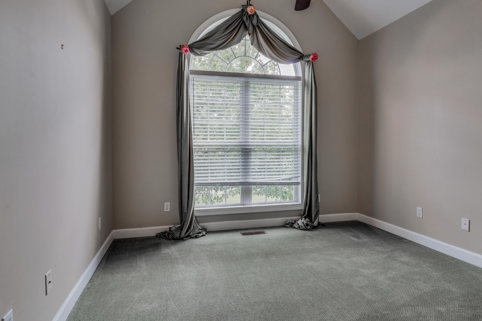 203 Hunters Ridge Drive Tullahoma, TN 37388 - Photo 26 of 45 Gallery Image 26