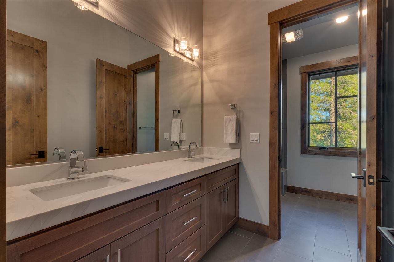 11251 Ghirard Road Truckee, CA 96161 - Photo 14 of 21 Gallery Image 14
