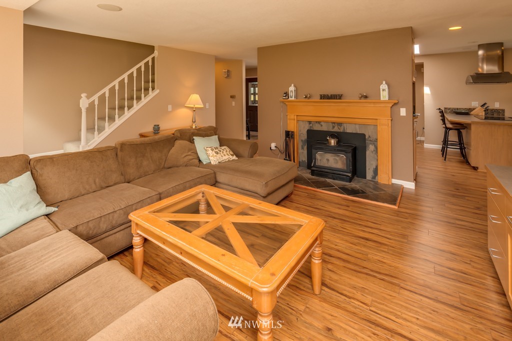 1291 Central Road Everson, WA 98247 - Photo 3 of 25 Gallery Image 3
