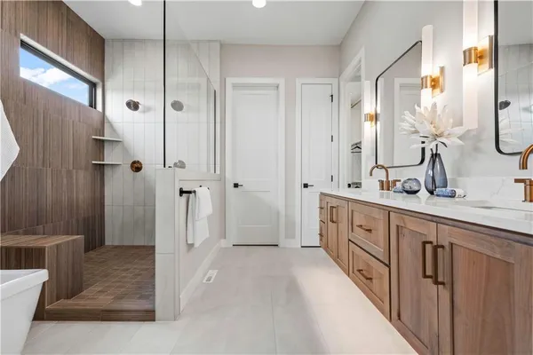 $994,000 | 1812 Northeast Lashbrook Drive, Lee's Summit, MO 64086
