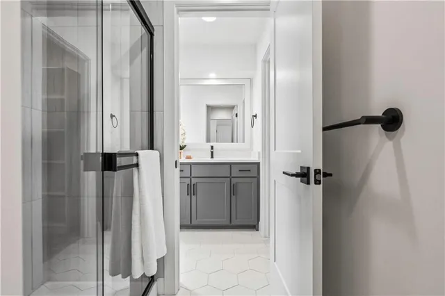 $994,000 | 1812 Northeast Lashbrook Drive, Lee's Summit, MO 64086