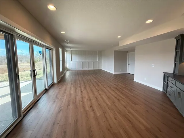 $994,000 | 1812 Northeast Lashbrook Drive, Lee's Summit, MO 64086