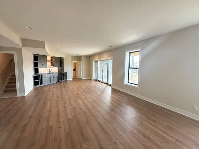 $994,000 | 1812 Northeast Lashbrook Drive, Lee's Summit, MO 64086