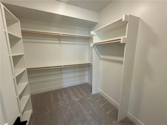 $994,000 | 1812 Northeast Lashbrook Drive, Lee's Summit, MO 64086