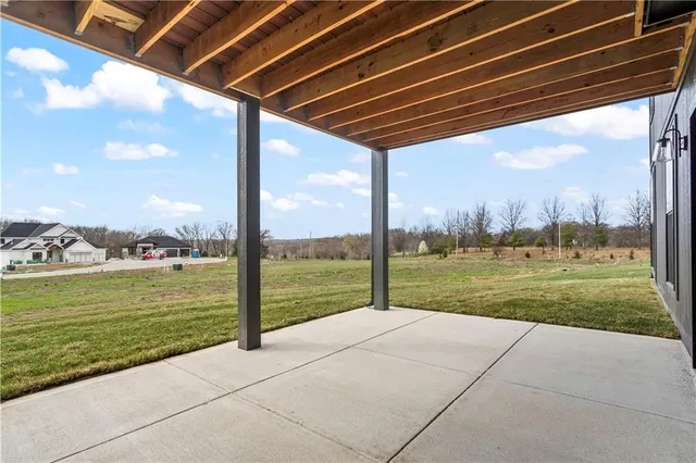 $994,000 | 1812 Northeast Lashbrook Drive, Lee's Summit, MO 64086