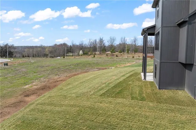 $994,000 | 1812 Northeast Lashbrook Drive, Lee's Summit, MO 64086